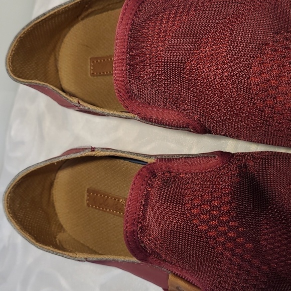 OLUKAI Pehuea Maroon Red Slip On Comfort Sneakers Size W8 - Picture 13 of 14